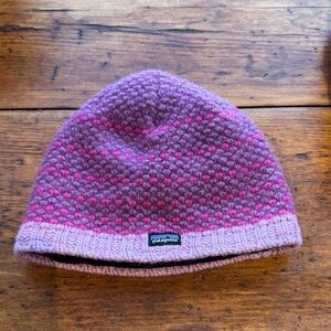 New Patagonia Purple and Pink Knit Hat